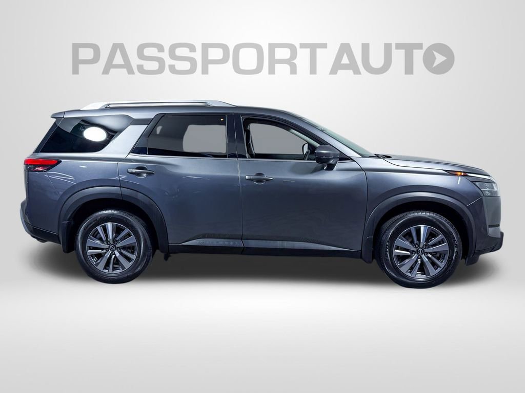 Certified 2023 Nissan Pathfinder SL image 11