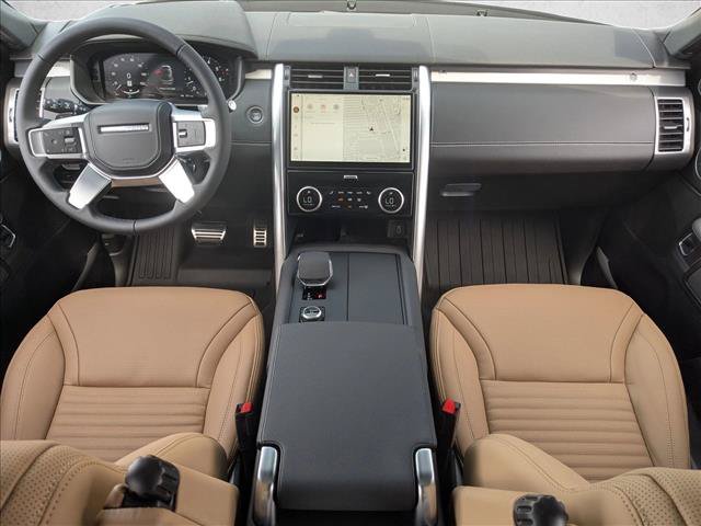 New 2026 Land Rover Discovery Limited Edition AWD/4WD image 15