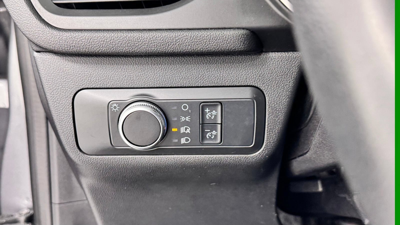 Used 2021 Ford Escape SE AWD/4WD image 32