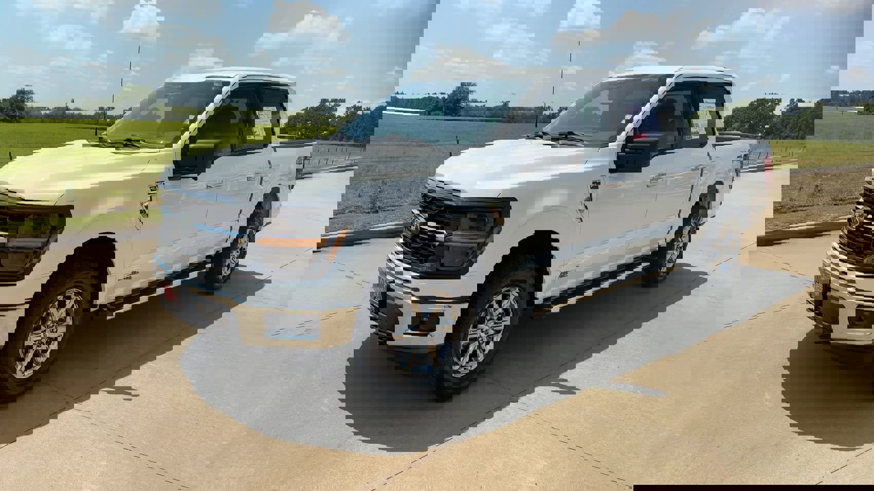 Used 2024 Ford F150 XLT w/ Mobile Office Package image 3