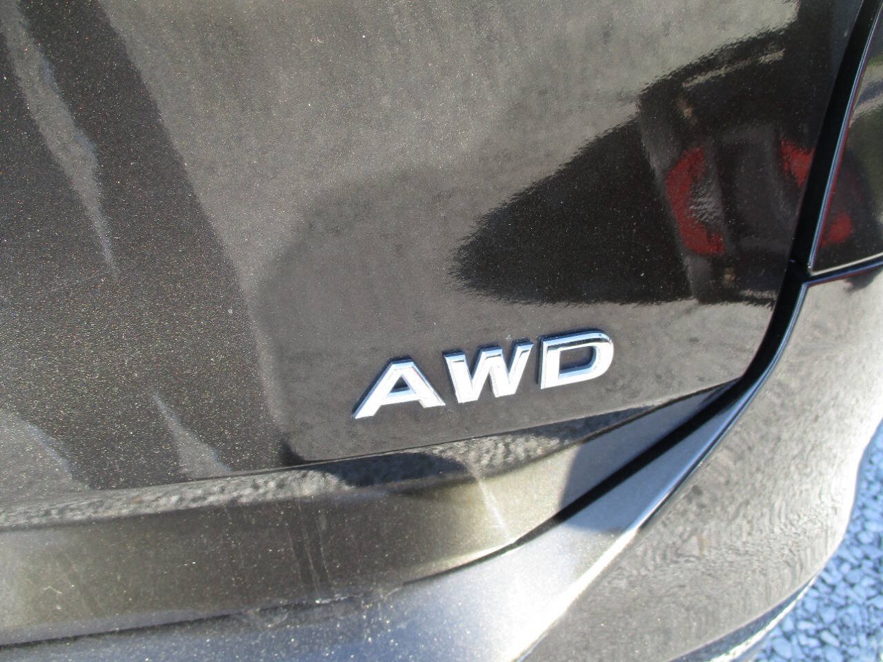 Used 2016 Nissan Rogue S AWD/4WD image 4
