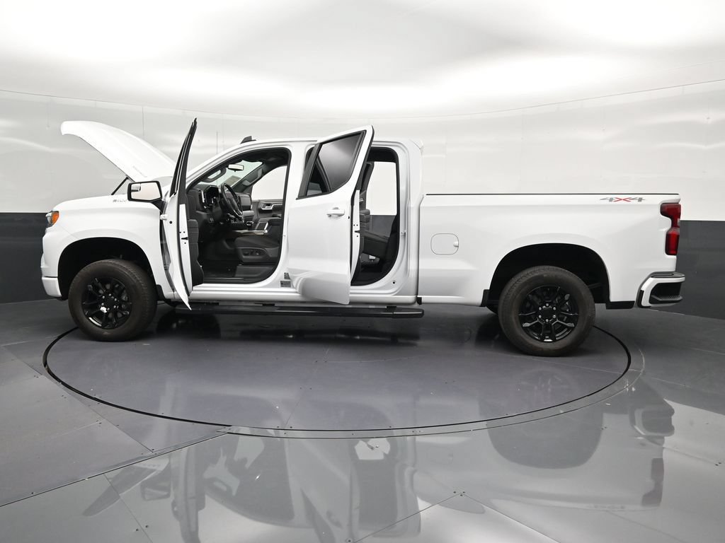Used 2023 Chevrolet Silverado 1500 RST AWD/4WD image 43