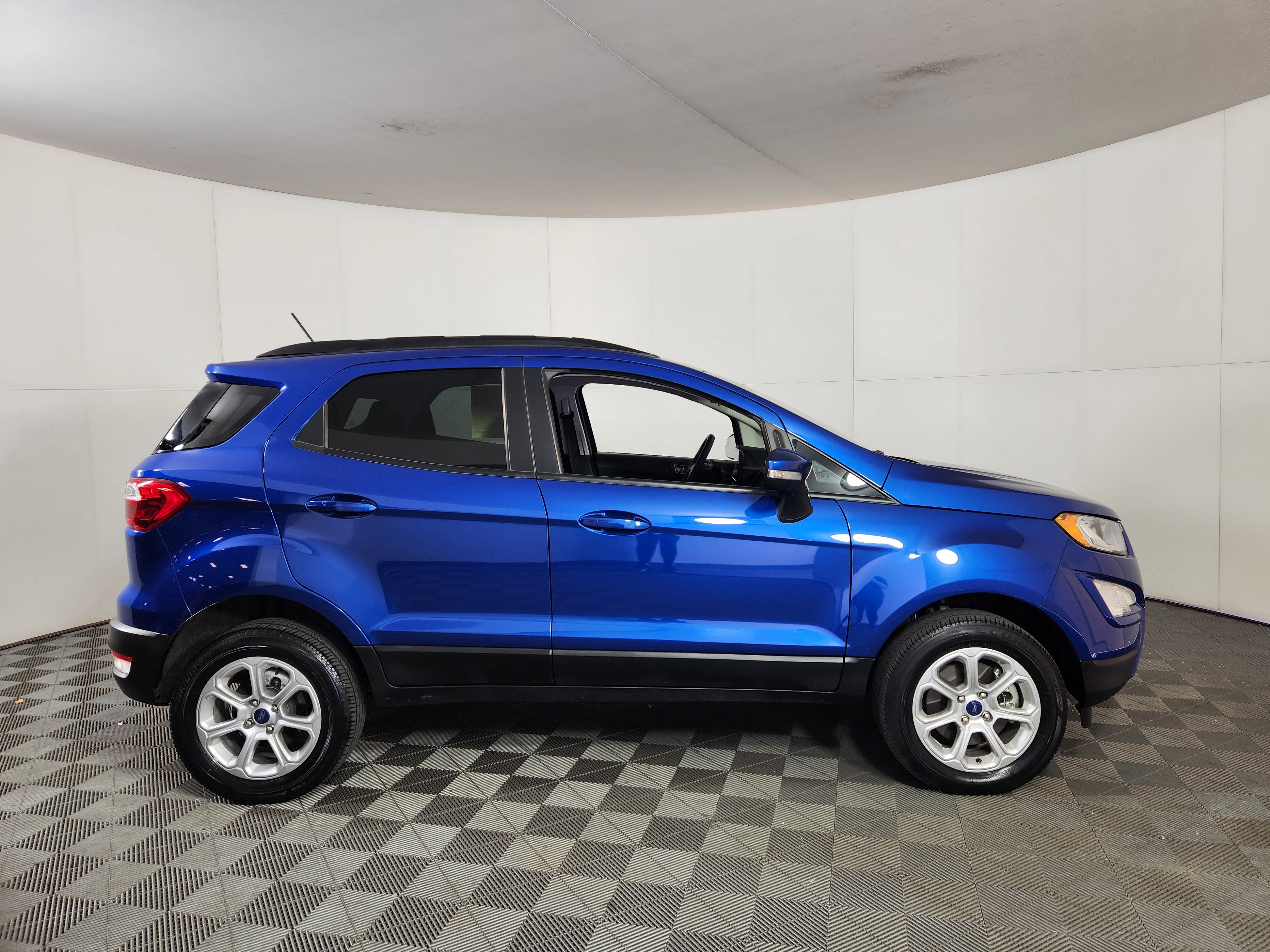 Used 2022 Ford EcoSport SE image 8