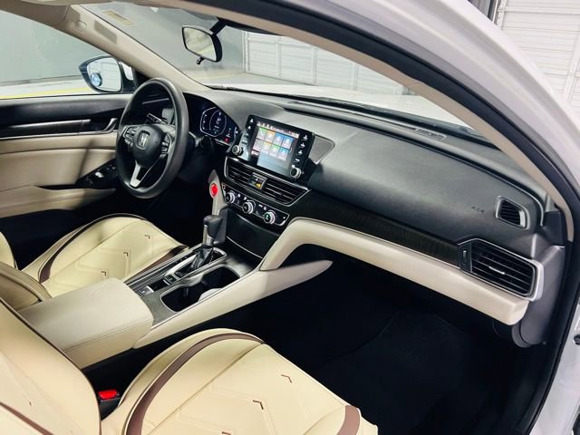 Used 2018 Honda Accord EX image 30