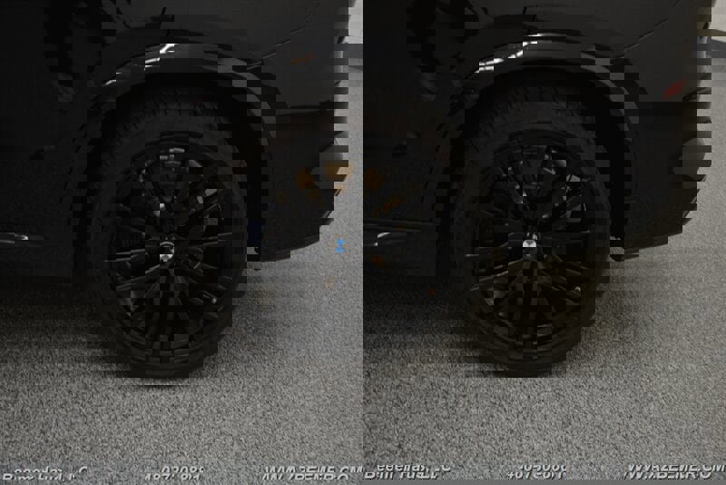 Used 2021 BMW X5 M50i w/ Executive Package image 48