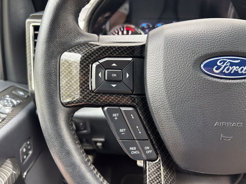 Used 2022 Ford F250 Lariat w/ Lariat Ultimate Package AWD/4WD image 26