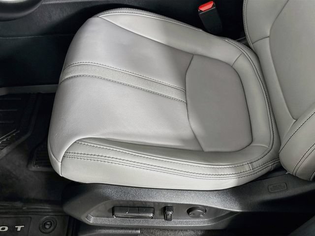 Used 2025 Honda Pilot EX-L image 19