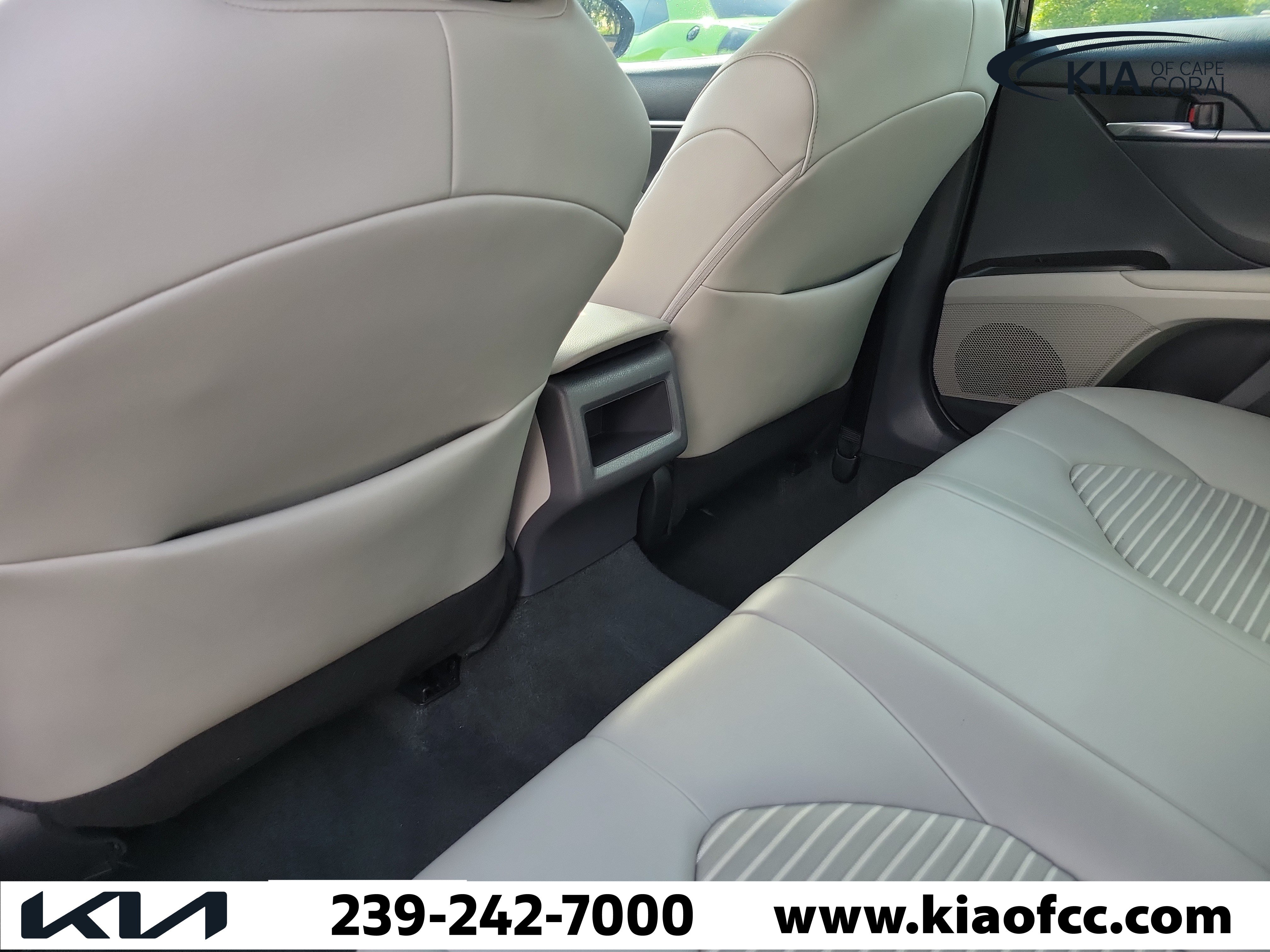 Used 2023 Toyota Camry SE FWD image 13