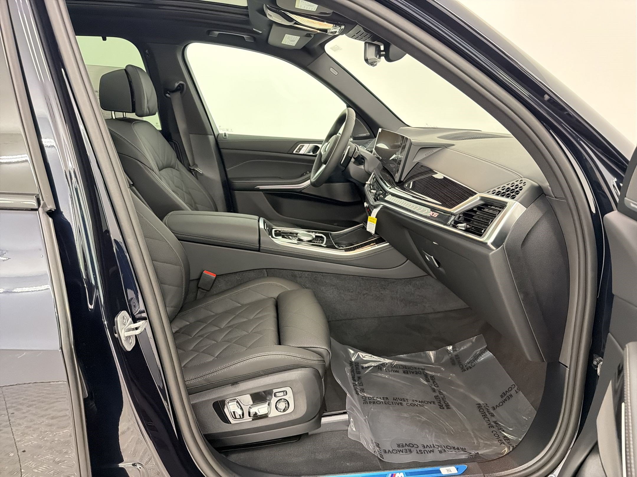 New 2026 BMW X5 xDrive40i w/ M Sport Package AWD/4WD image 25