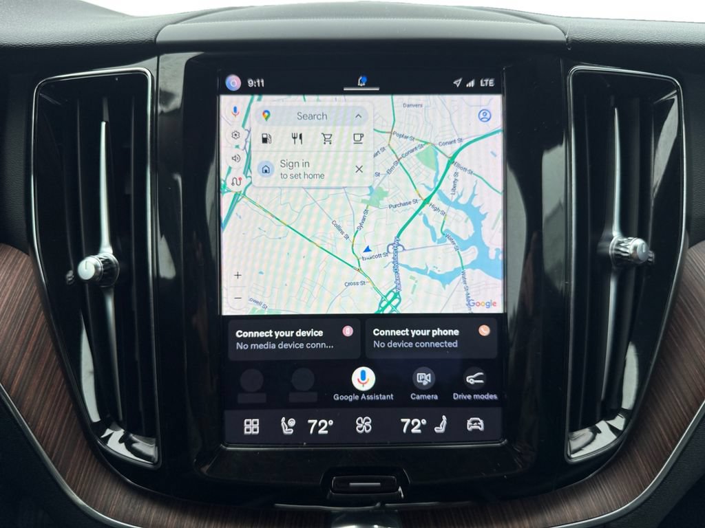 Certified 2023 Volvo XC60 B5 Plus w/ Protection Package Premier AWD/4WD image 20