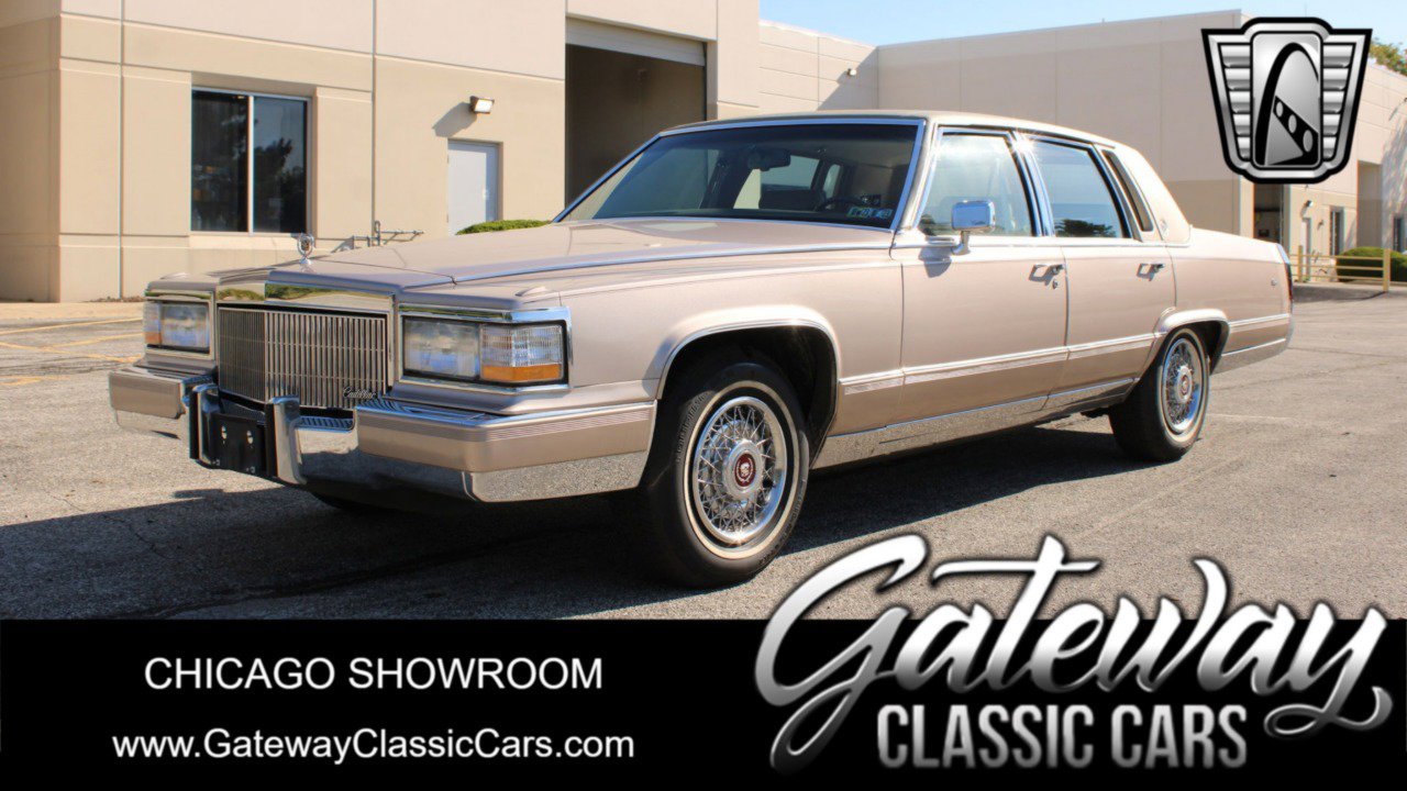 Used 1992 Cadillac Brougham image 1