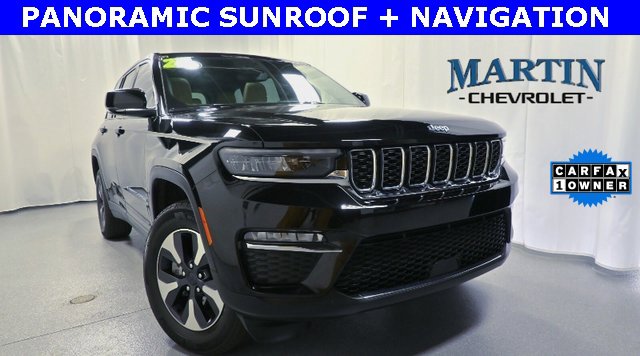 Used 2023 Jeep Grand Cherokee 4WD 4xe image 1