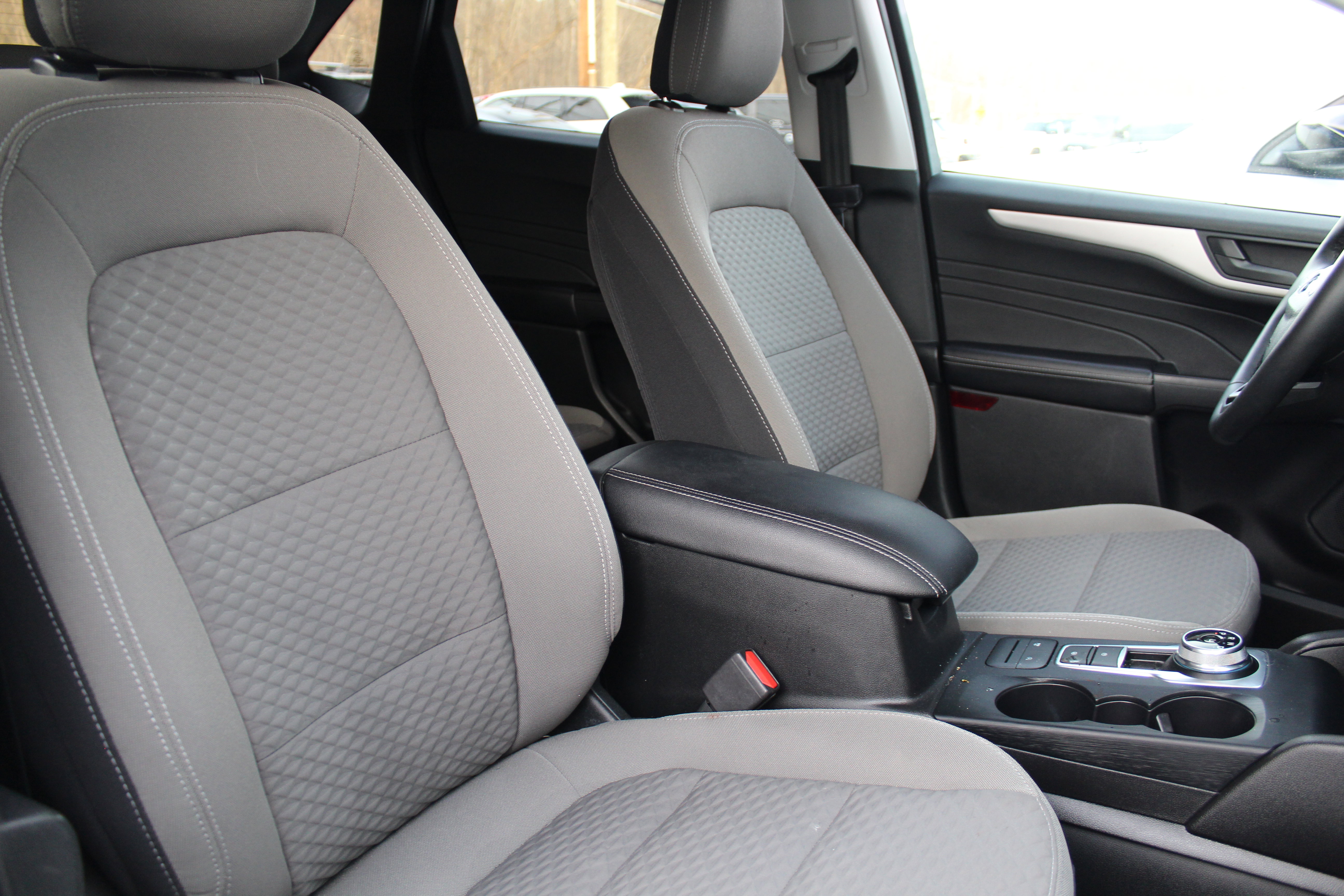 Used 2022 Ford Escape SE w/ Convenience Package image 19