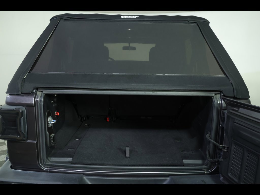 Used 2018 Jeep Wrangler Unlimited Sport S image 11