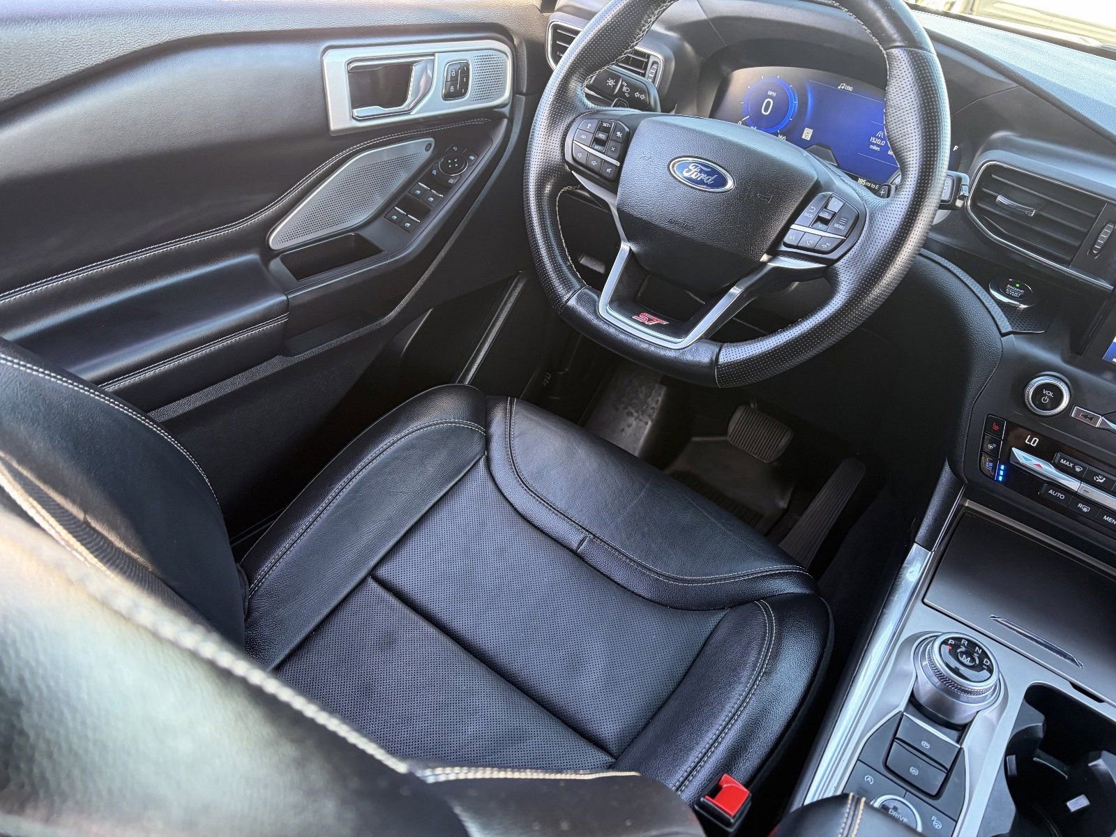 Used 2020 Ford Explorer ST w/ ST Street Pack image 14