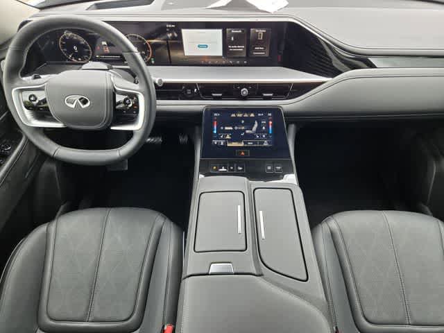 Used 2025 INFINITI QX80 Sensory AWD/4WD image 10