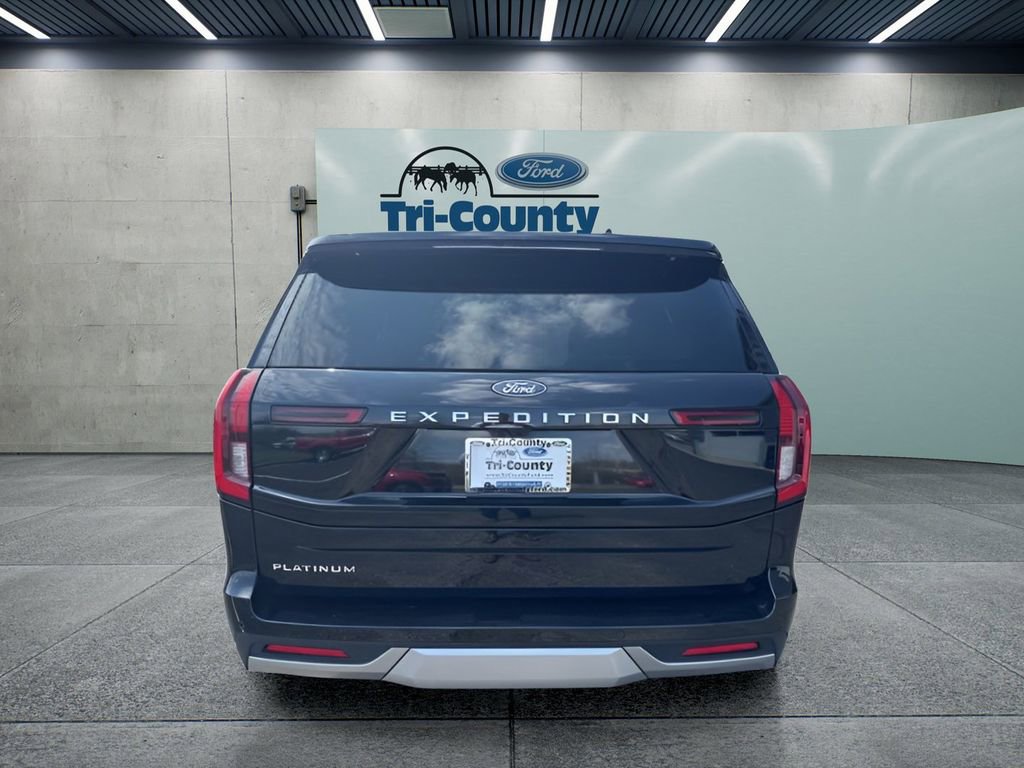Used 2025 Ford Expedition Platinum w/ Driver's Package image 7