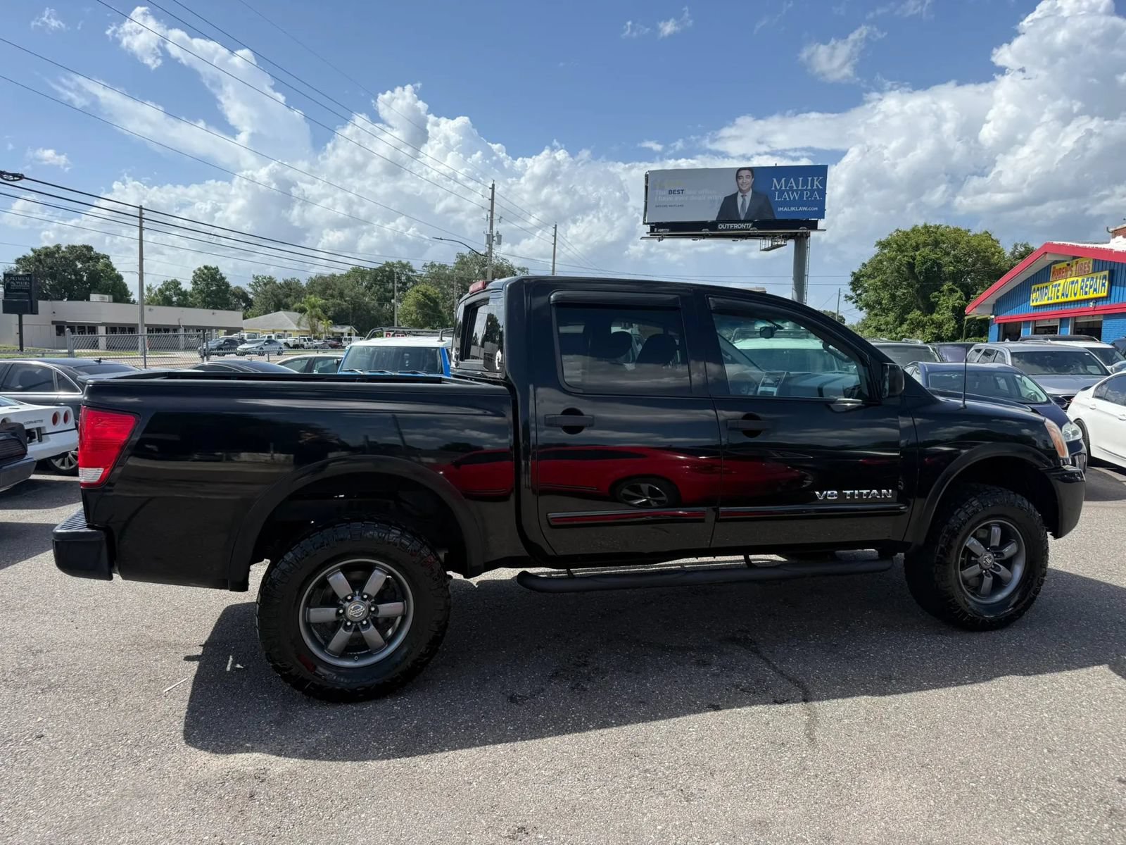 Used 2014 Nissan Titan PRO-4X AWD/4WD image 4