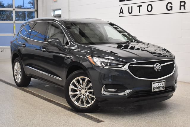 Used 2021 Buick Enclave Premium w/ Sun and Sites Package AWD/4WD image 1