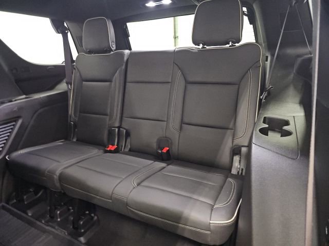 Used 2022 GMC Yukon SLT w/ SLT Luxury Package image 22