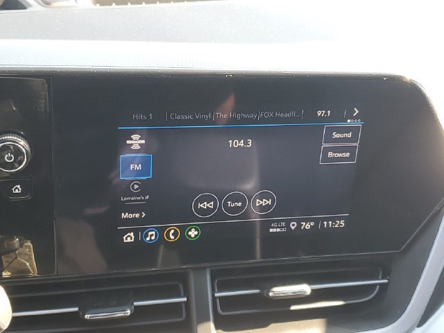 Certified 2024 Chevrolet Trax RS w/ Sunroof Package FWD image 22