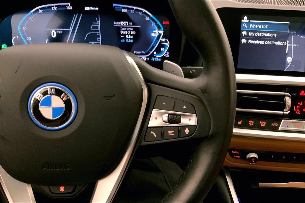Used 2022 BMW 330e xDrive w/ Premium Package AWD/4WD image 19