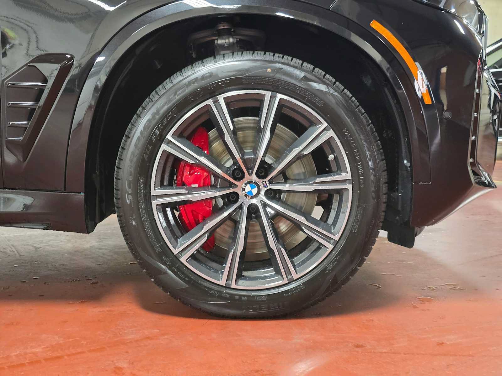 Used 2026 BMW X5 xDrive50e w/ M Sport Package AWD/4WD image 9