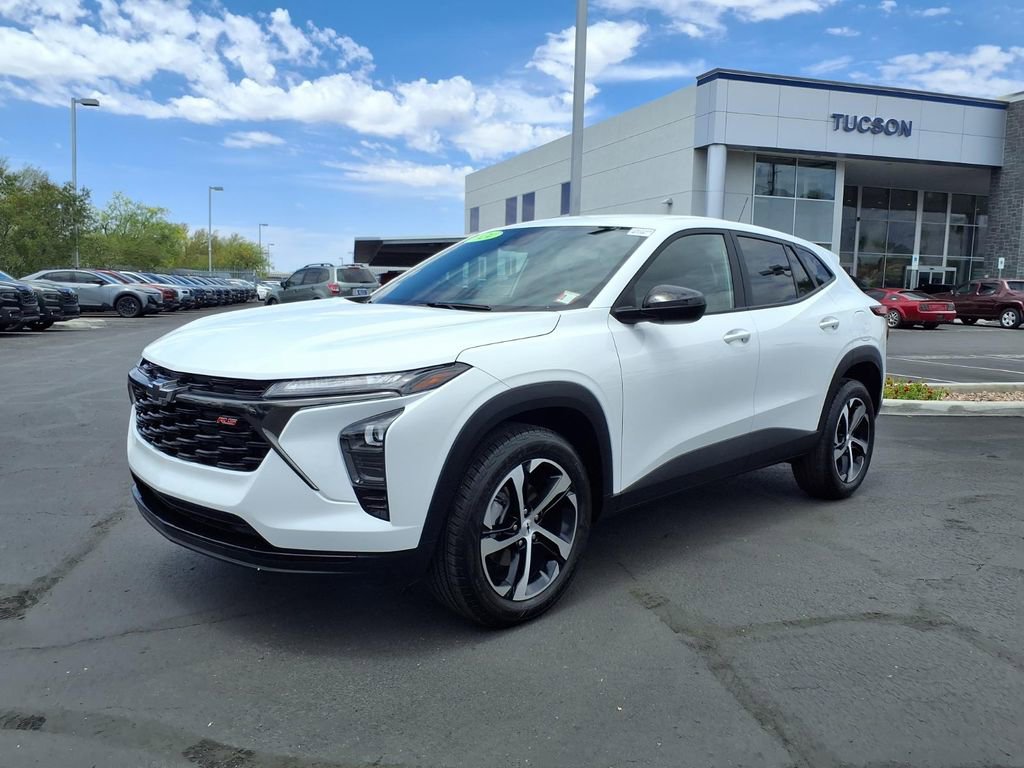 Used 2024 Chevrolet Trax RS FWD image 7