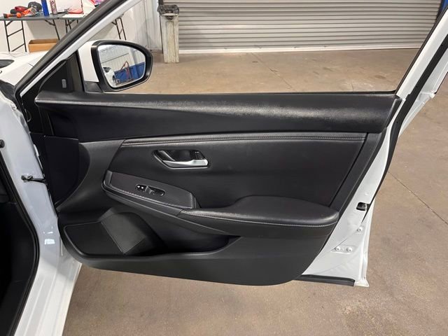 Used 2023 Nissan Sentra SV image 12