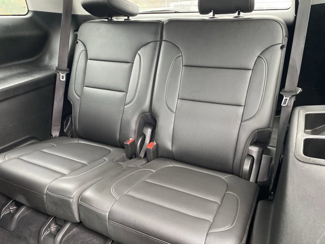 Used 2023 GMC Acadia SLT image 36