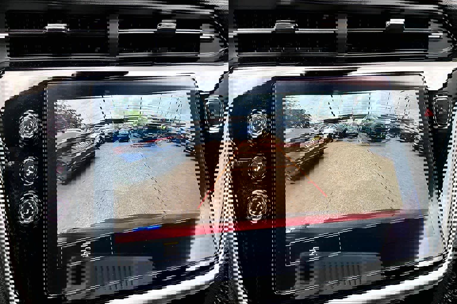 Used 2023 Chevrolet Bolt EUV LT w/ Convenience Package image 27