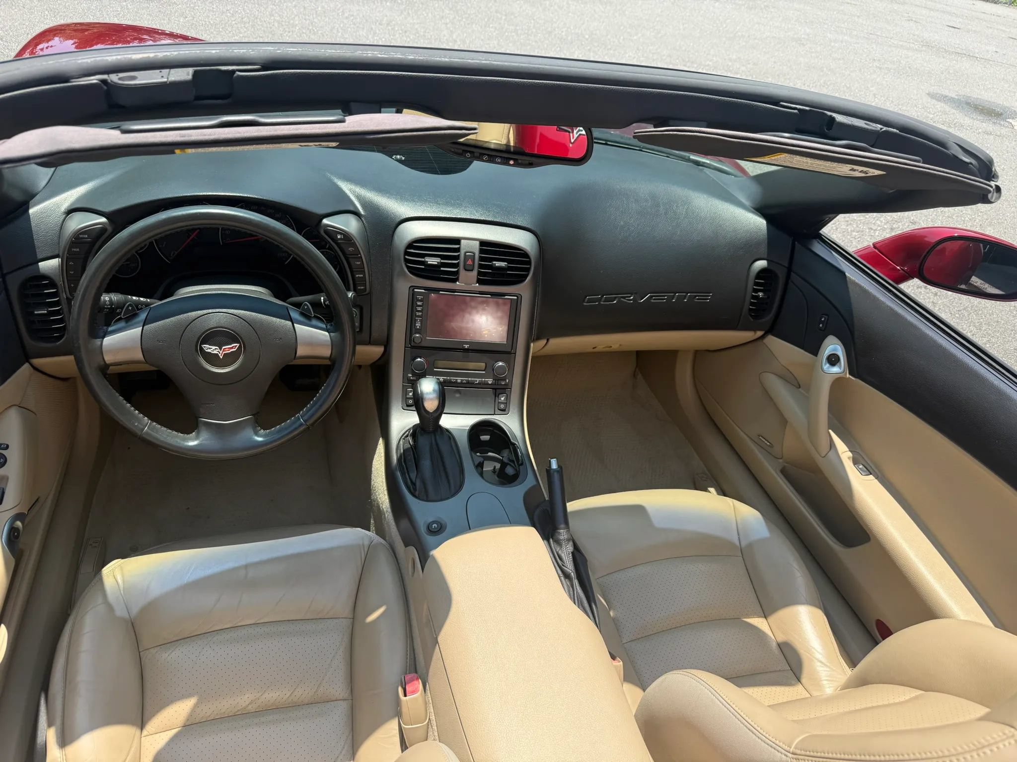 Used 2006 Chevrolet Corvette Convertible w/ Preferred Equipment Group RWD image 18