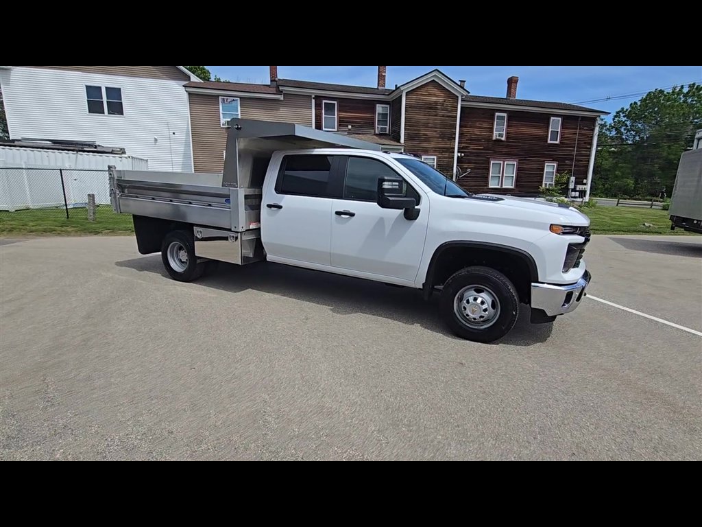 Used 2025 Chevrolet Silverado 3500 W/T w/ WT Convenience Package AWD/4WD image 2