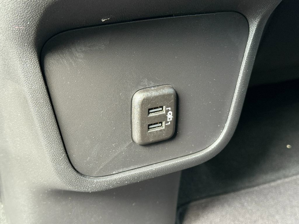 Used 2020 Chevrolet Equinox LT image 25