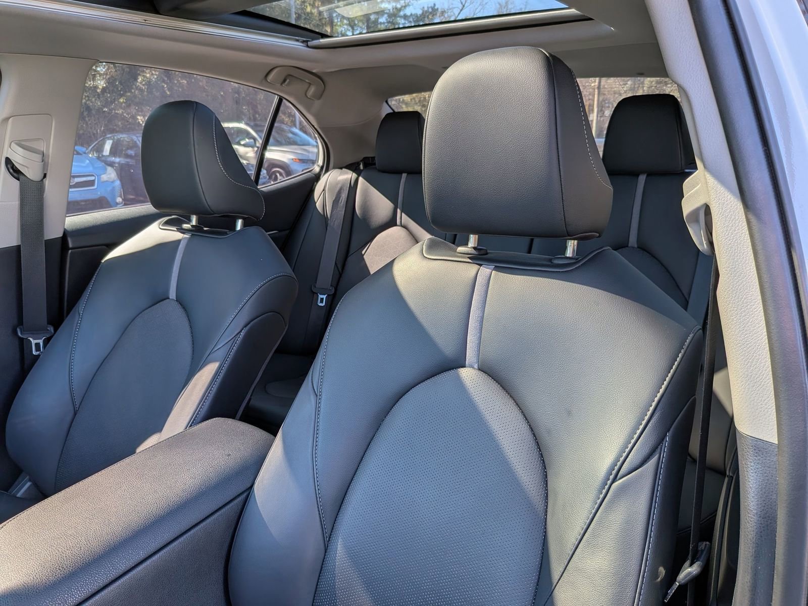 Used 2023 Toyota Camry XSE w/ Cold Weather Package image 15