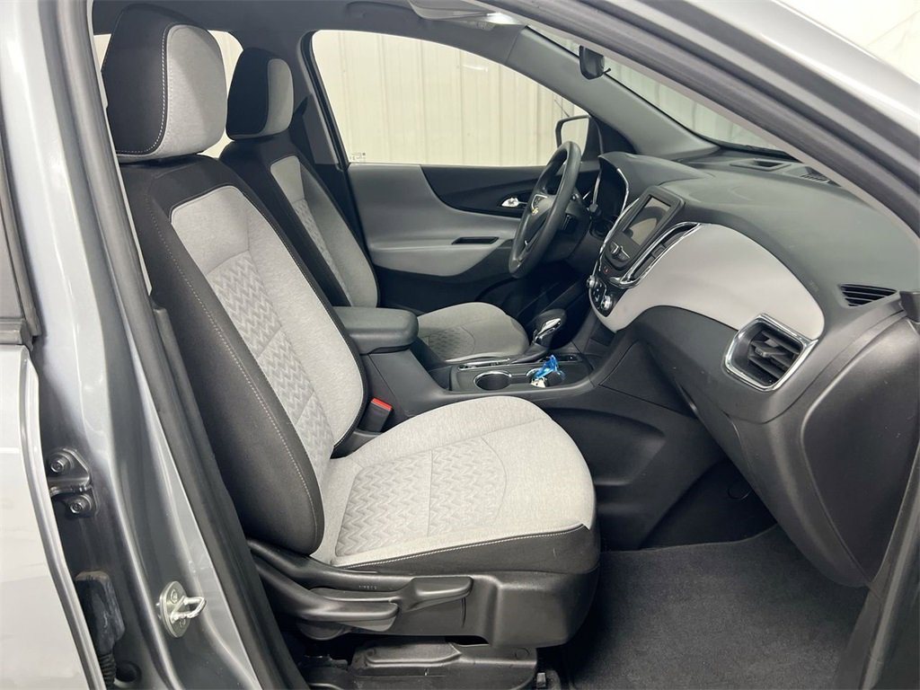 Used 2023 Chevrolet Equinox LS image 21