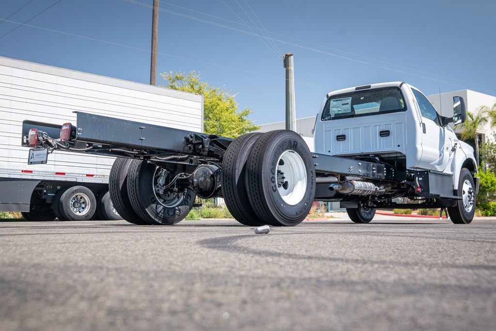 New 2026 Ford F650 2WD Regular Cab Super Duty image 6