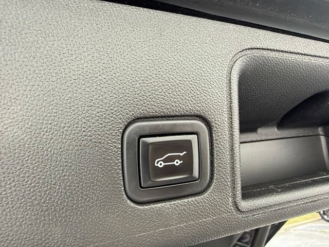 Used 2022 GMC Terrain SLE w/ Driver Convenience Package AWD/4WD image 7