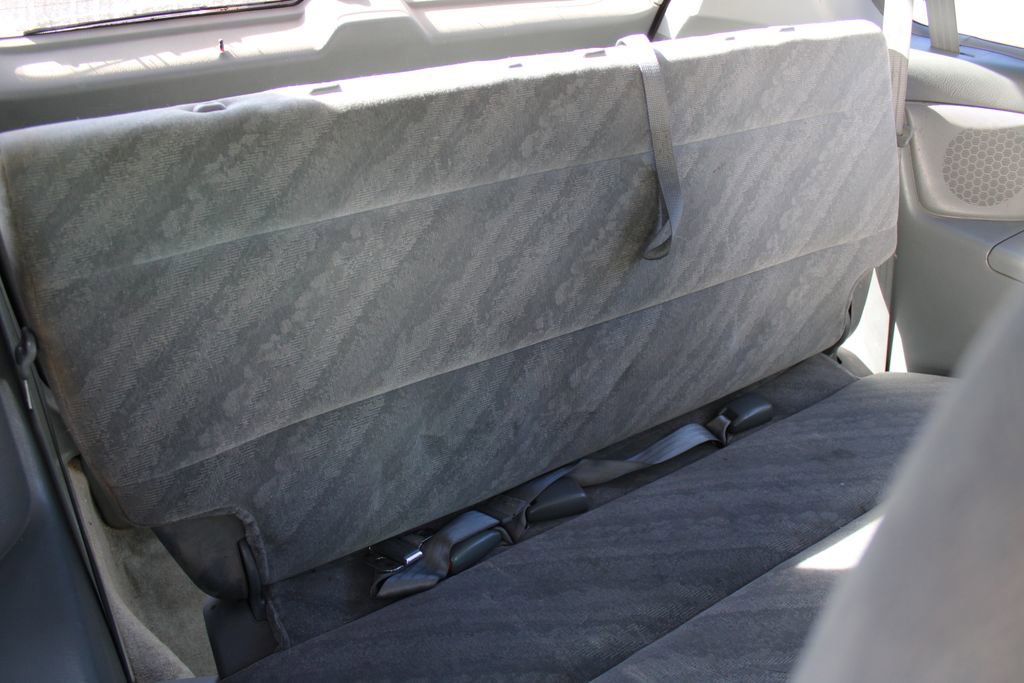 Used 2004 Honda Odyssey EX image 12