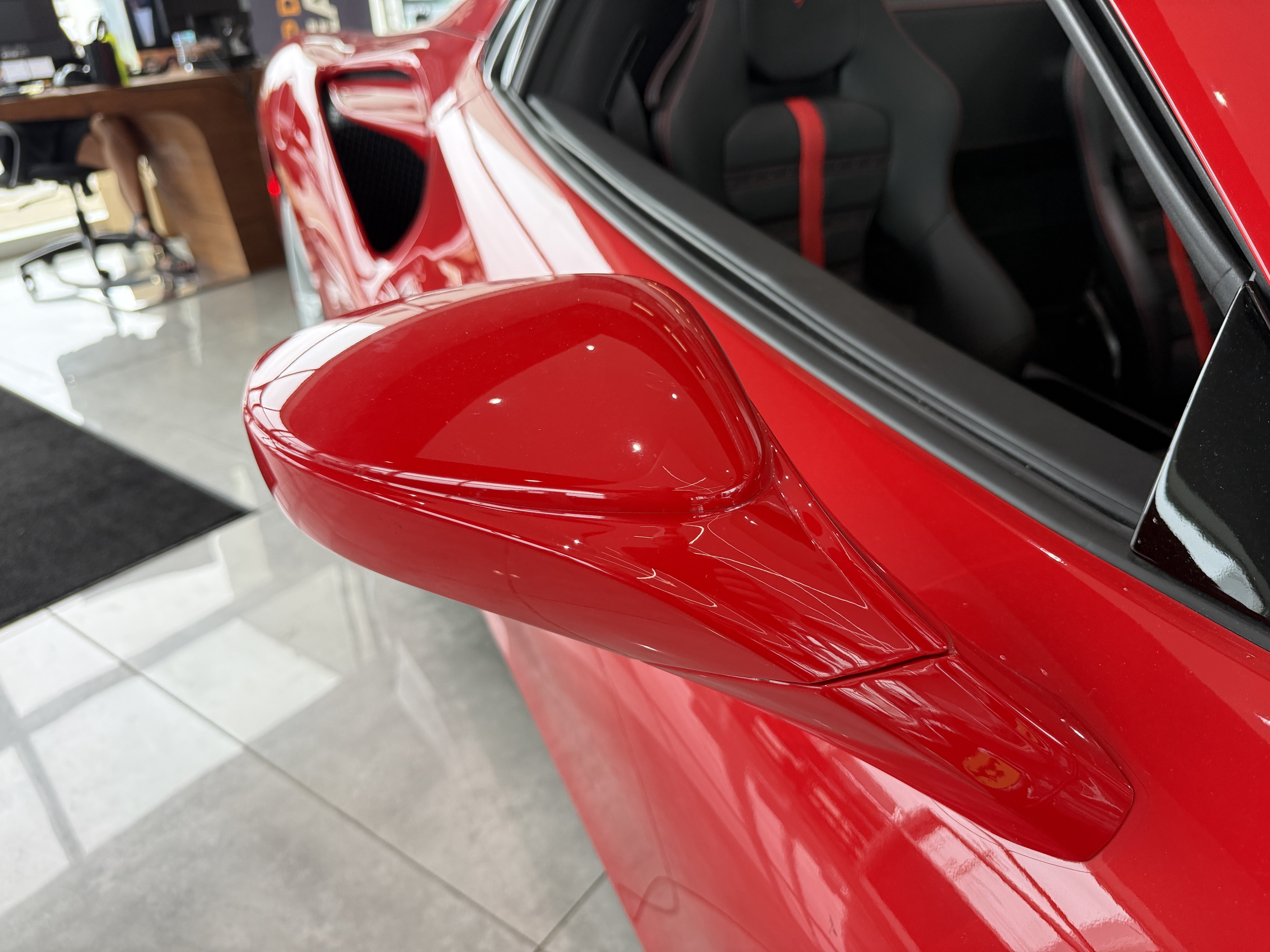 Used 2021 Ferrari F8 Tributo RWD image 47