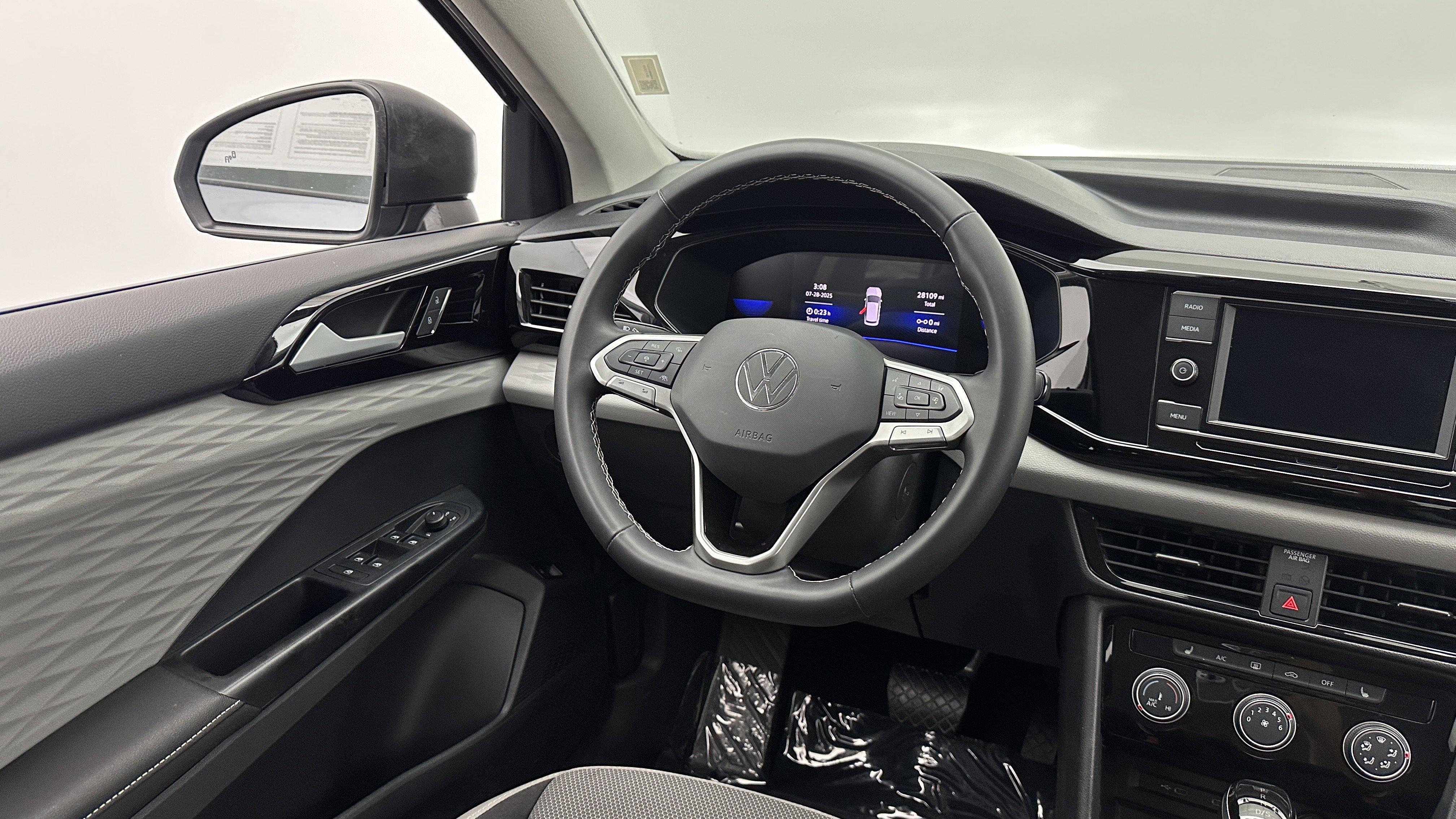 Used 2024 Volkswagen Taos S image 18