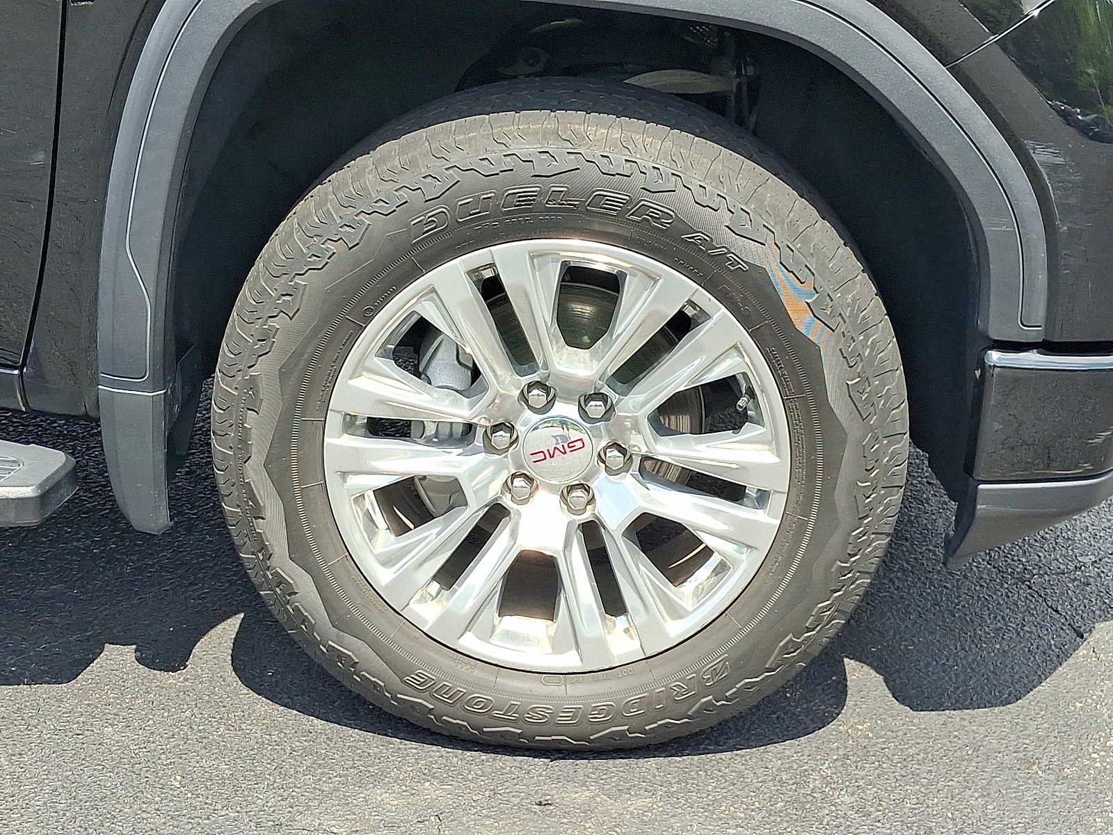 Used 2023 GMC Sierra 1500 Denali AWD/4WD image 8