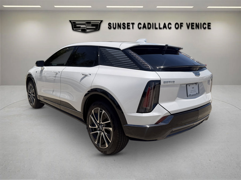 Certified 2025 Cadillac Optiq Sport 1 AWD/4WD image 5