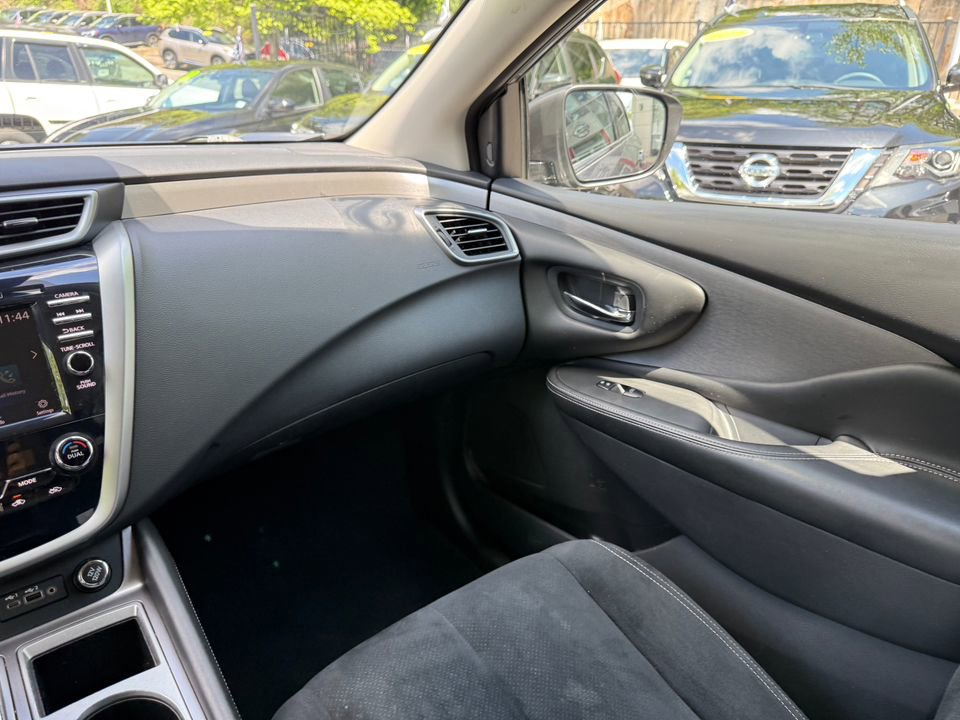 Used 2022 Nissan Murano S image 15