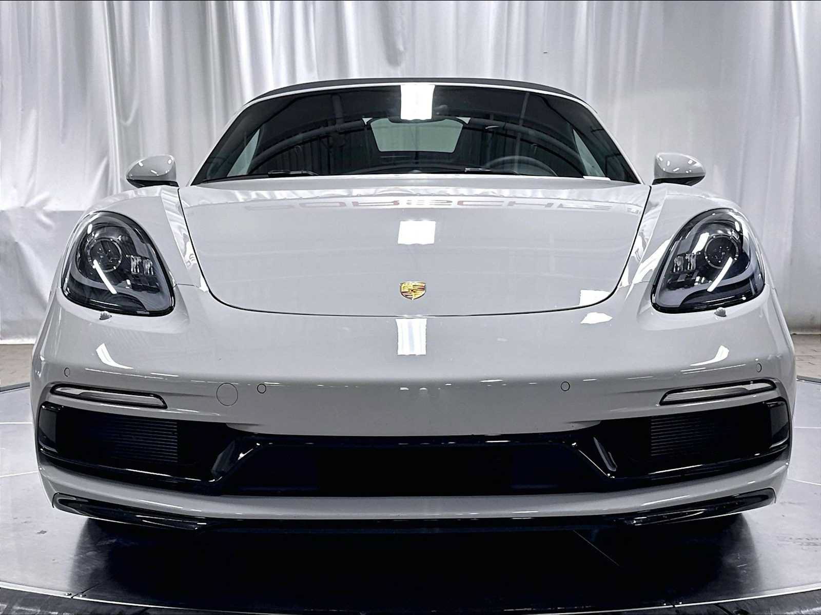 Used 2025 Porsche 718 Boxster S RWD image 13