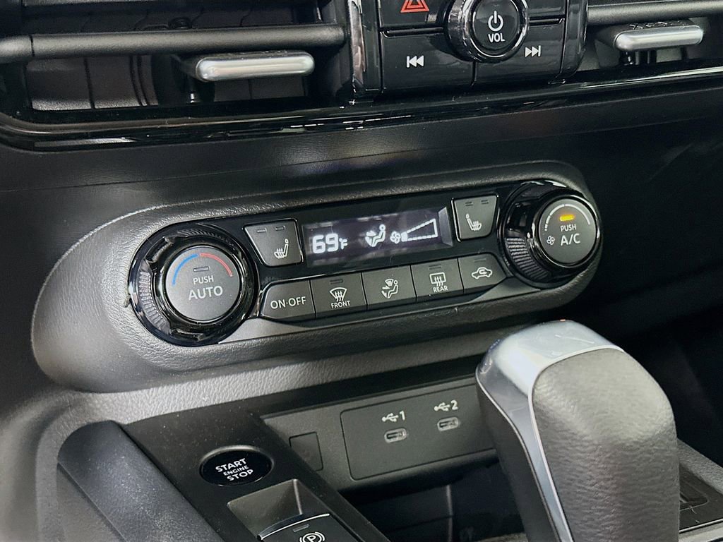 New 2026 Nissan Kicks SV w/ SV Premium Package image 20