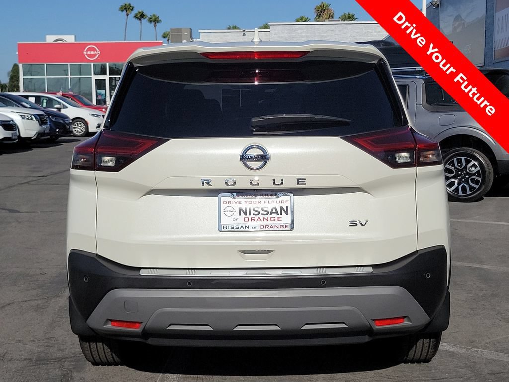 Certified 2021 Nissan Rogue SV FWD image 31