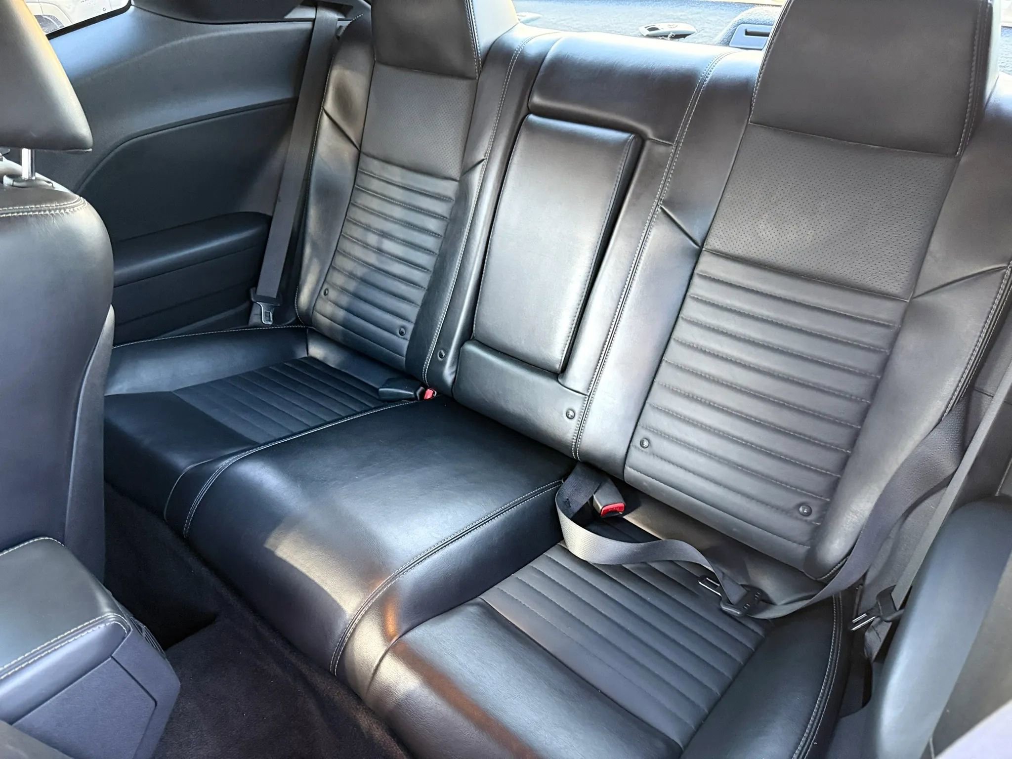 Used 2012 Dodge Challenger R/T Plus RWD image 13
