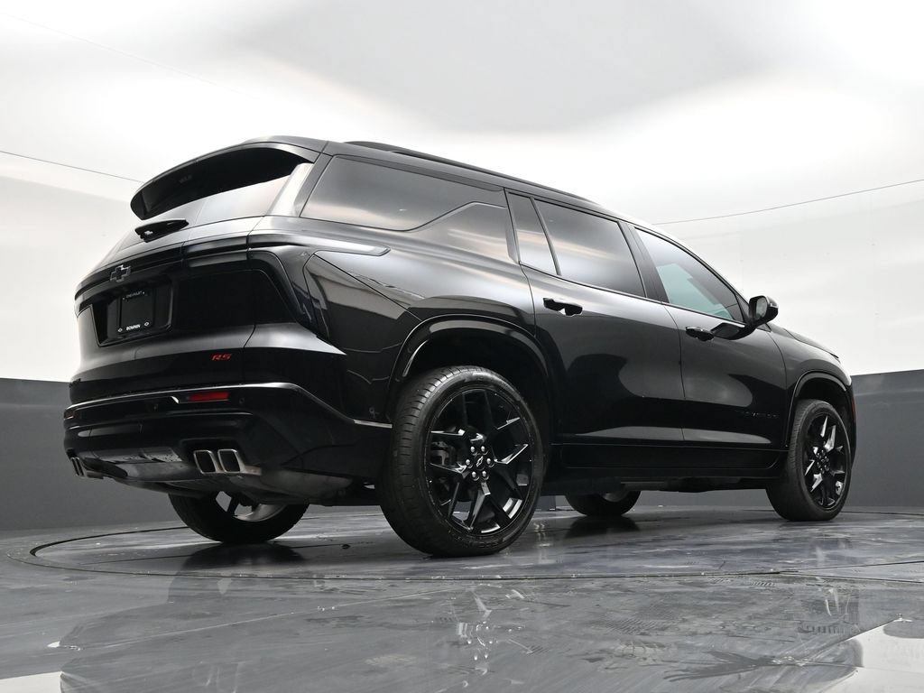 Used 2024 Chevrolet Traverse RS FWD image 21