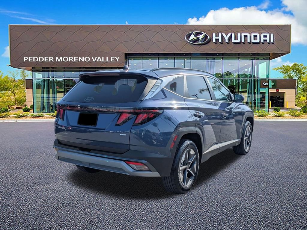 Certified 2025 Hyundai Tucson SEL image 3